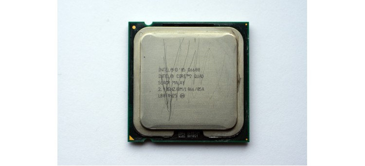 CPU '05 Q6600 Intel Core 2 Quad SLACR Malay 2.40GHZ / 8M / 1 066 / 05A LGA775